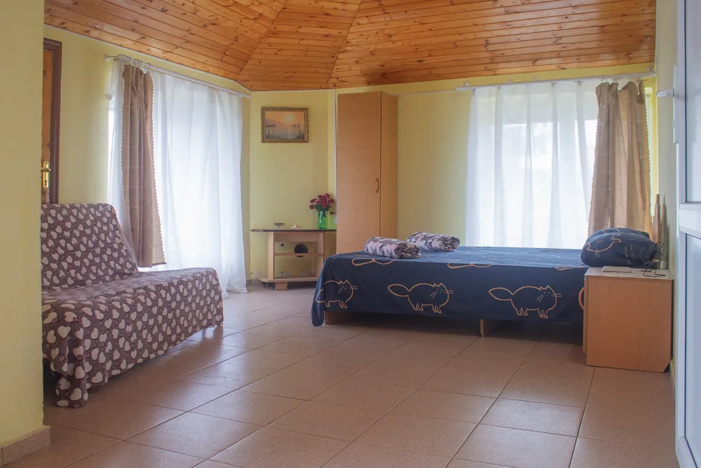 Квартира Комната — аренда посуточно в Архипо-Осиповка