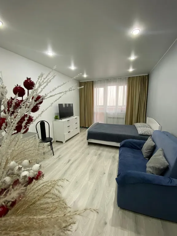 Красивая студия в центре города на 3 места, рядом с Площадью Советов.