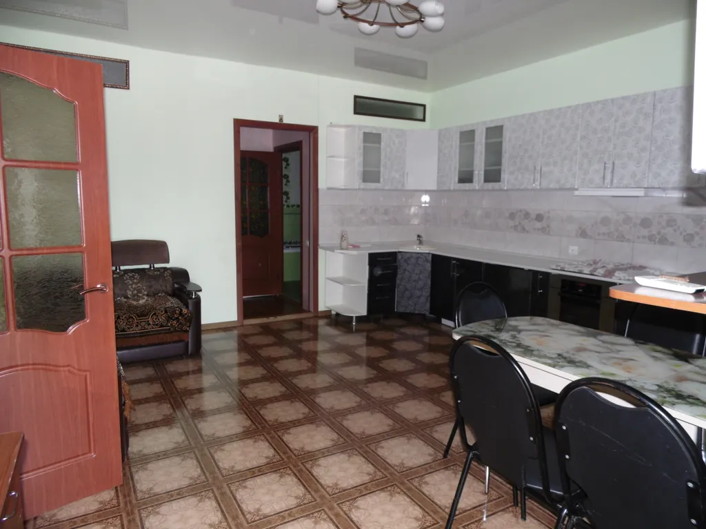 Квартира Этаж в гостевом доме — аренда посуточно в Дивноморское