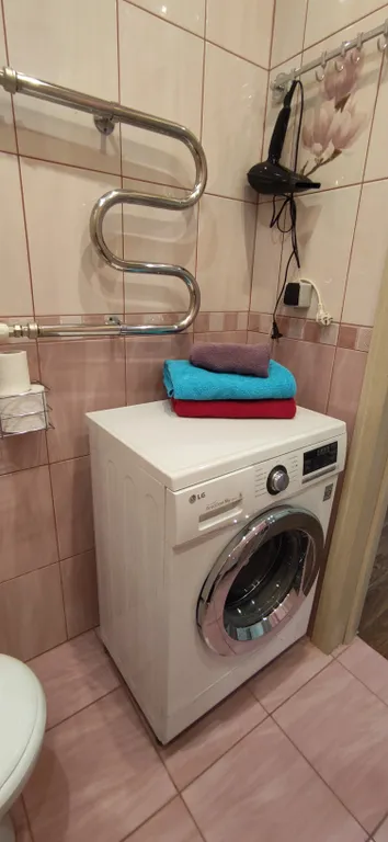 Омск Кировский у ТЦ Мега