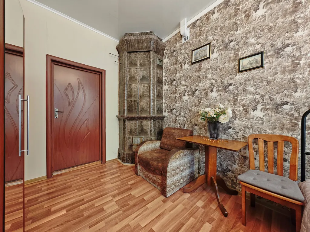 Уютная комната-студия на Невском