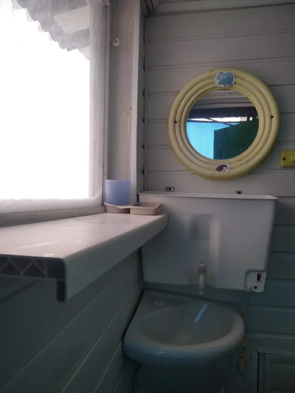 Маленькая отдельная комната