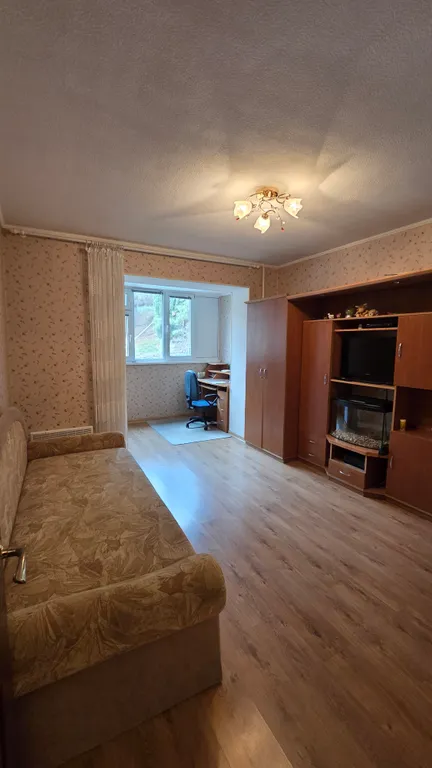 Уютная двухкомнатная квартира, 10 минут до моря пешком