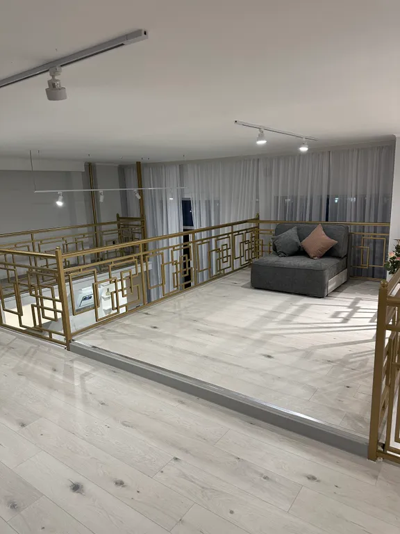 Двухуровневая квартира с дизайнерским ремонтом