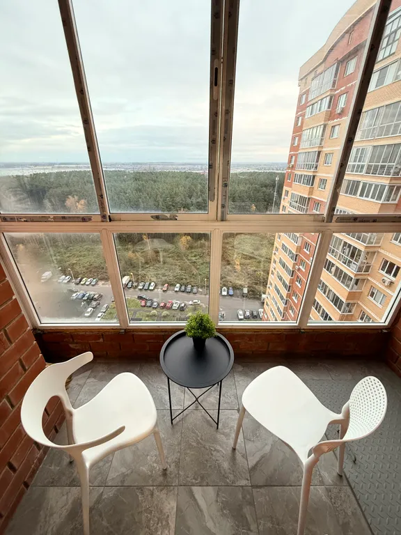 Новая квартира с видом на лес