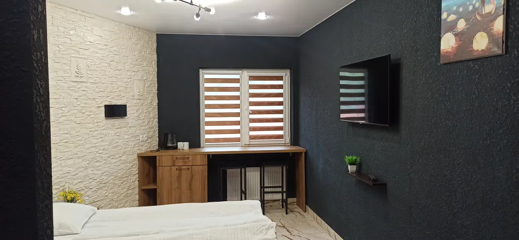 Квартира 17-20. Двухместный номер с двуспальной кроватью — аренда посуточно в Лида