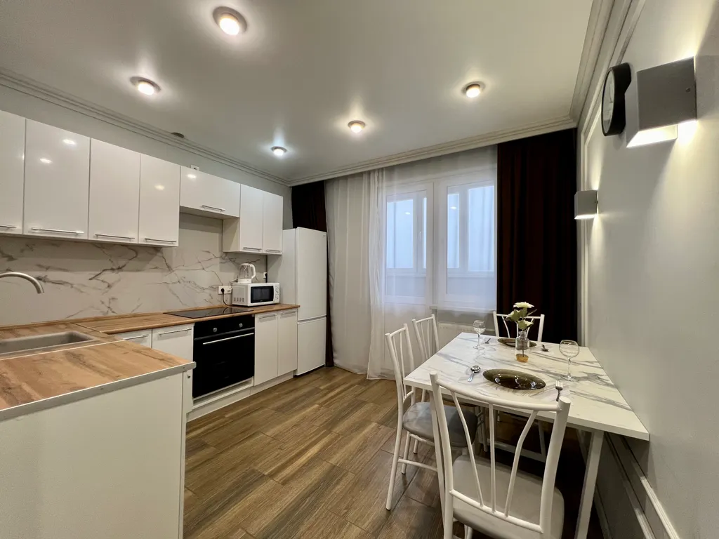 Дизайнерская квартира на против "Город Еды"