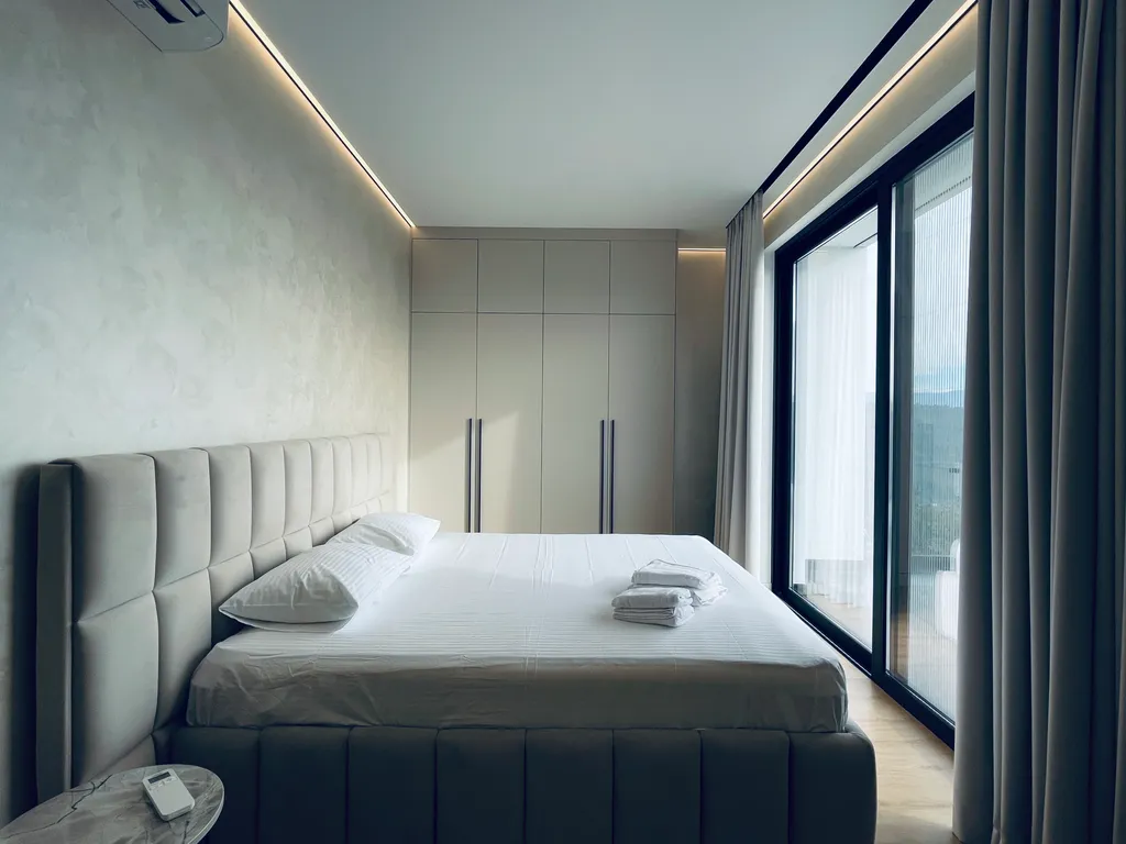 Вилла с бассейном и баней