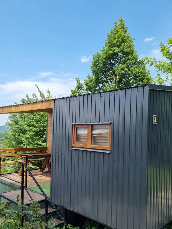 Домик в горах с панорамным видом и всеми удобствами