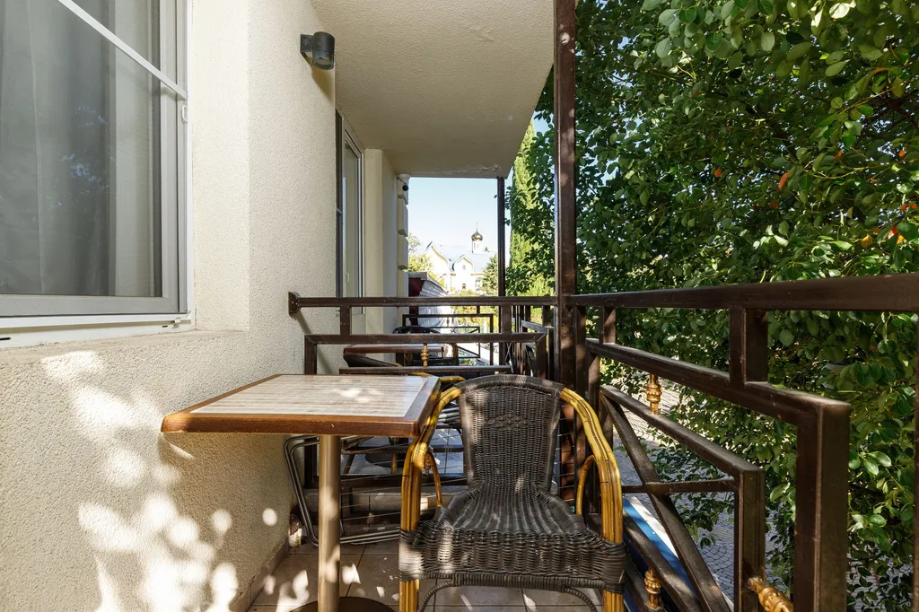 Номер с балконом в 1 минуте до пляжа