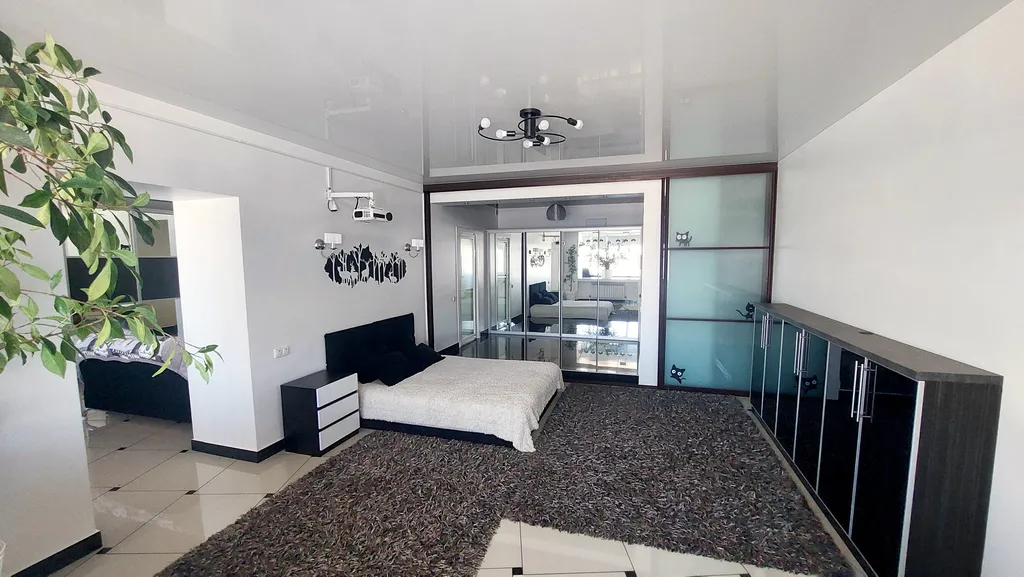 Стильная квартира на берегу моря в историческом центре города — аренда посуточно в Владивосток