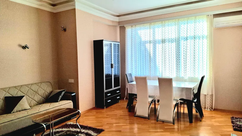 2-комнатная квартира в новопостроенном доме в центре