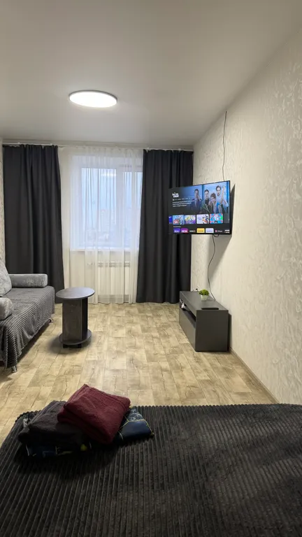 Уютная однокомнатная квартира с видом на самые красивые закаты у реки