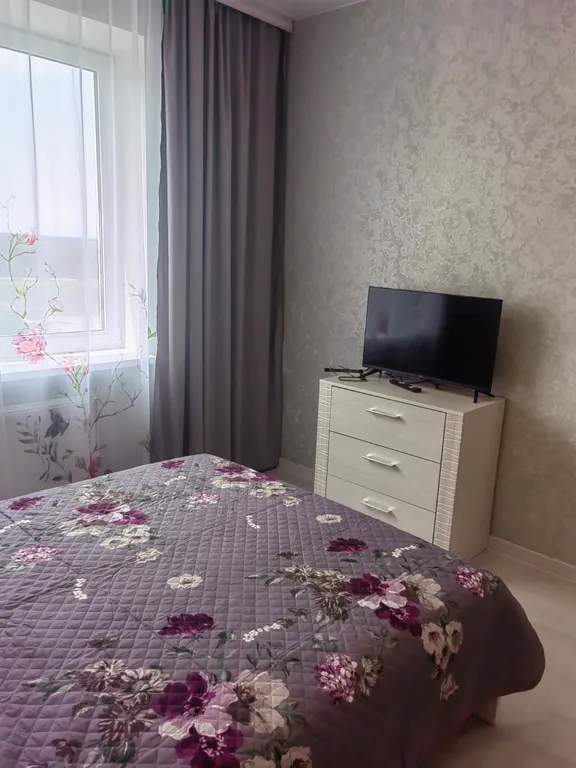 То что вы искали рядом с Ледовым дворцом.