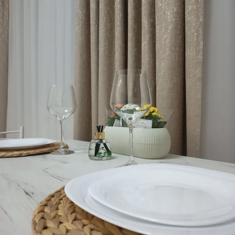 Просторная, светлая двухкомнатная квартира