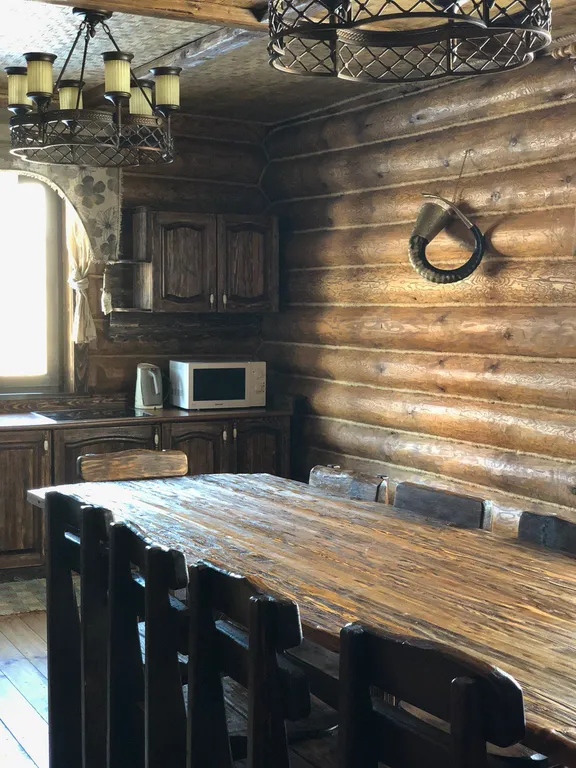 Уютный загородный коттедж недалеко от центра города