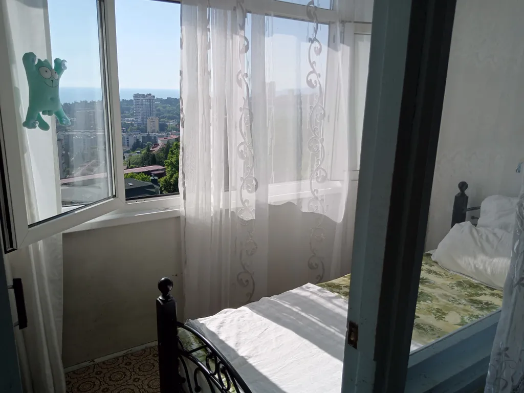 Уютная однокомнатная квартира с лоджией в центре города