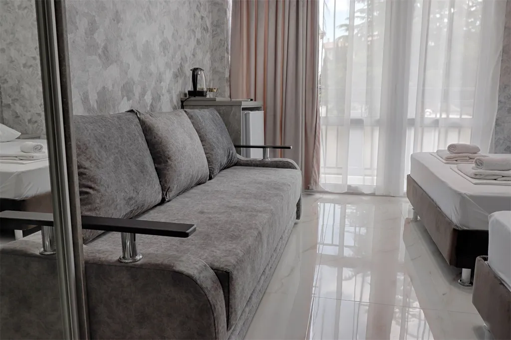 Стандарт с балконом