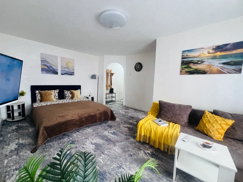 Квартира Квартира Двухкомнатная рядом с центральным рынком — Калининград