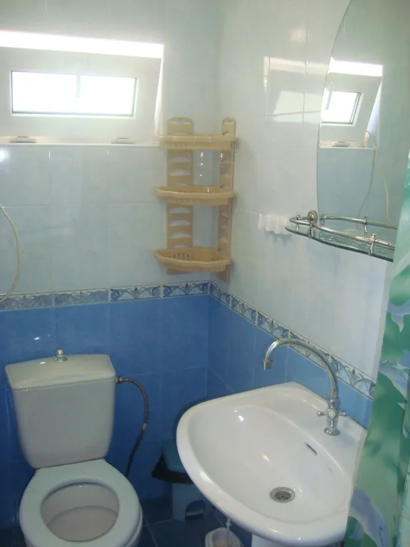 Уютная двухкомнатная квартира с беседкой