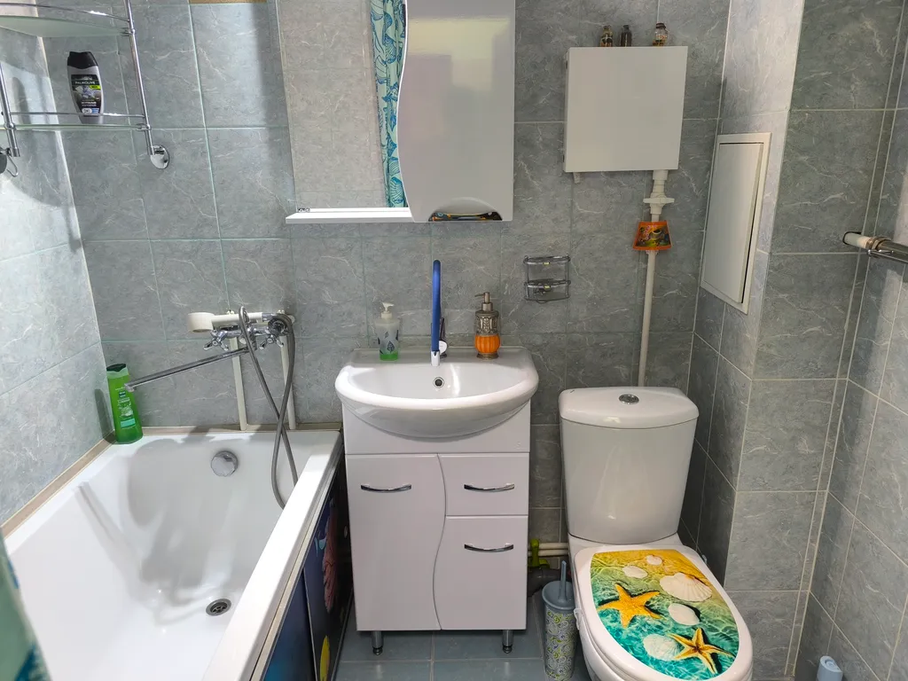 Ареал-однушка возле аэропорта с видом на весь город