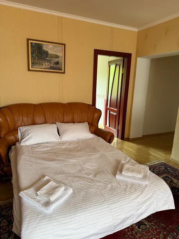 Просторная квартира в центре курортного города