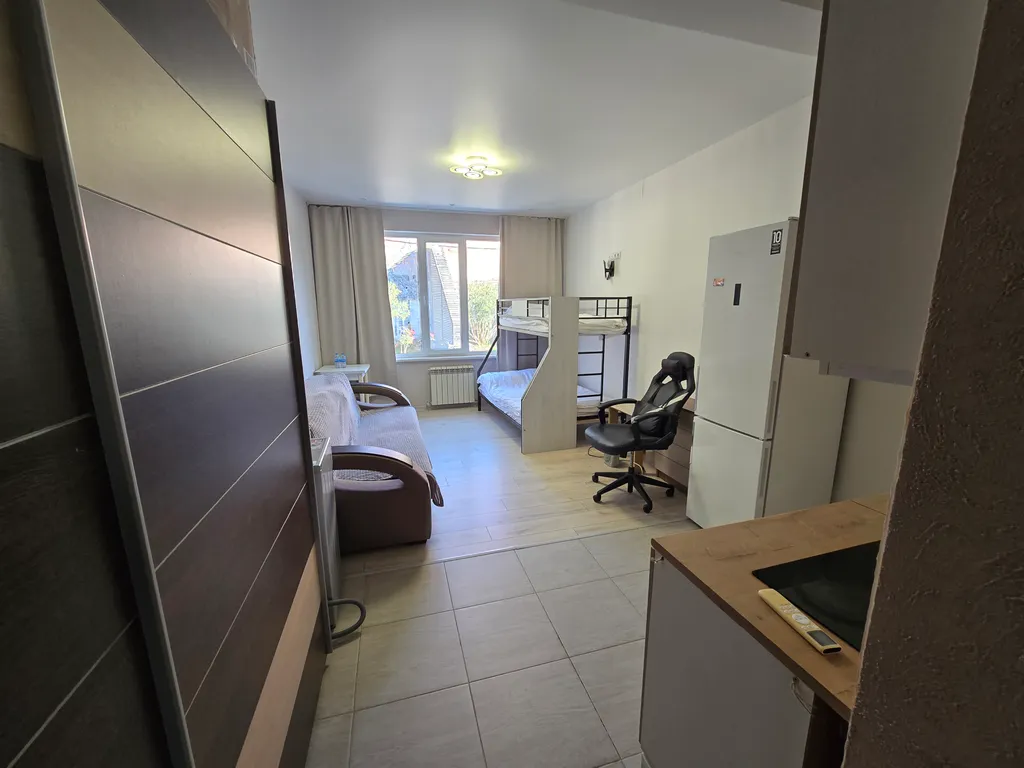 Квартира Квартира Уютная просторная студия — Адлер