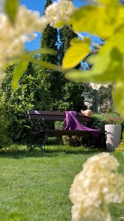 Уютный домик с видом на музей