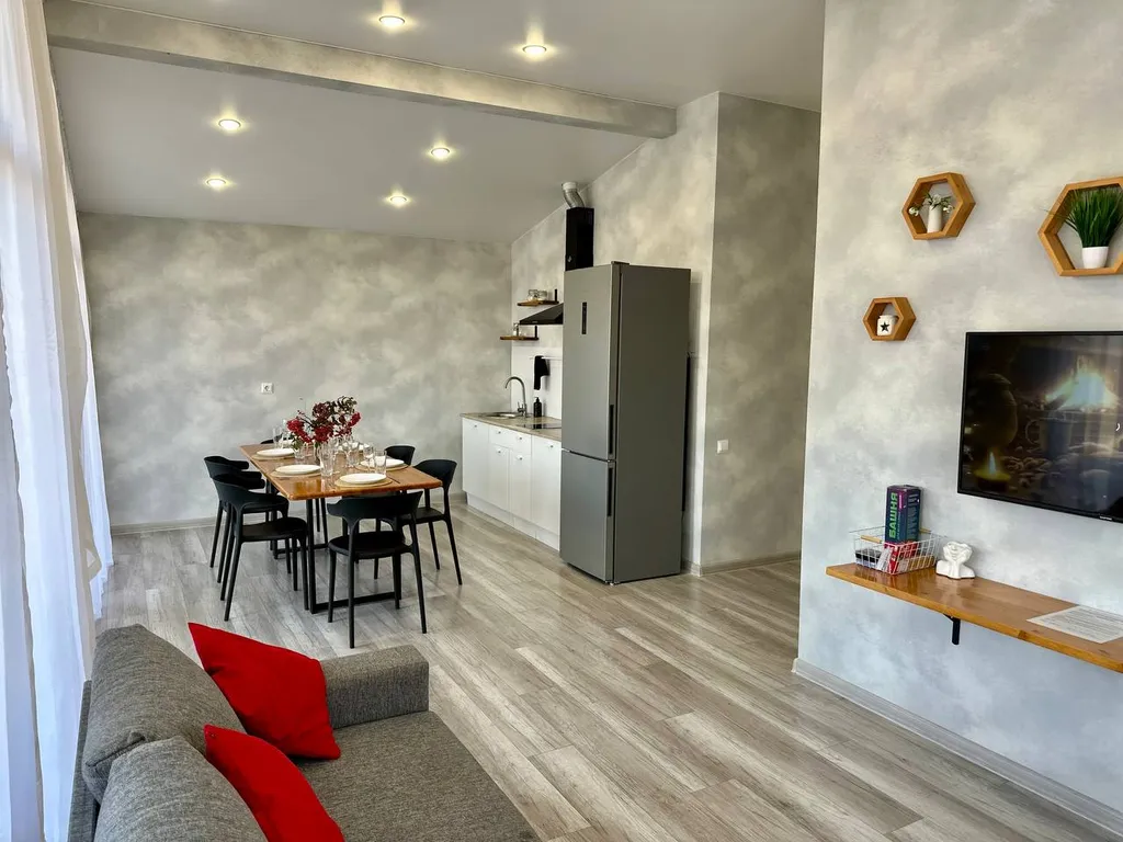 Новый дом 15 минут от центра