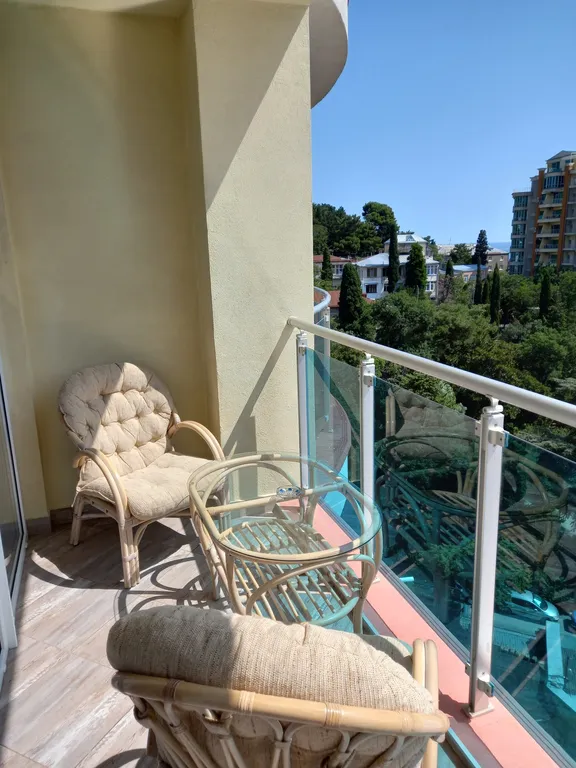 Шикарная квартира с видом на море