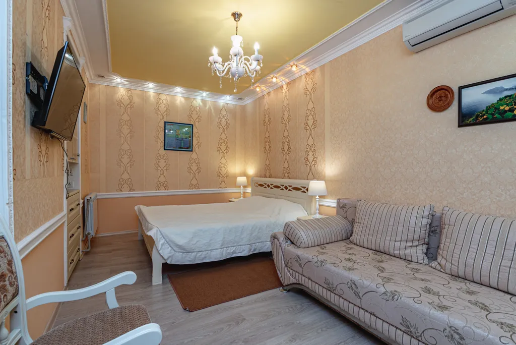 Квартира Семейный номер в уютном доме в центре города — аренда посуточно в Ялта