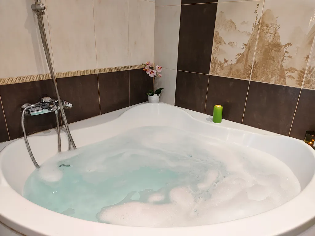 3-комнатная квартира с балконом у Дома Ученых