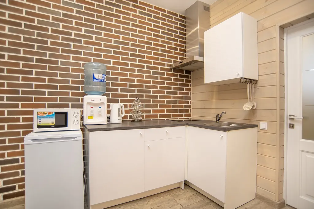 Бунгало с мангалом на Зеленой поляне