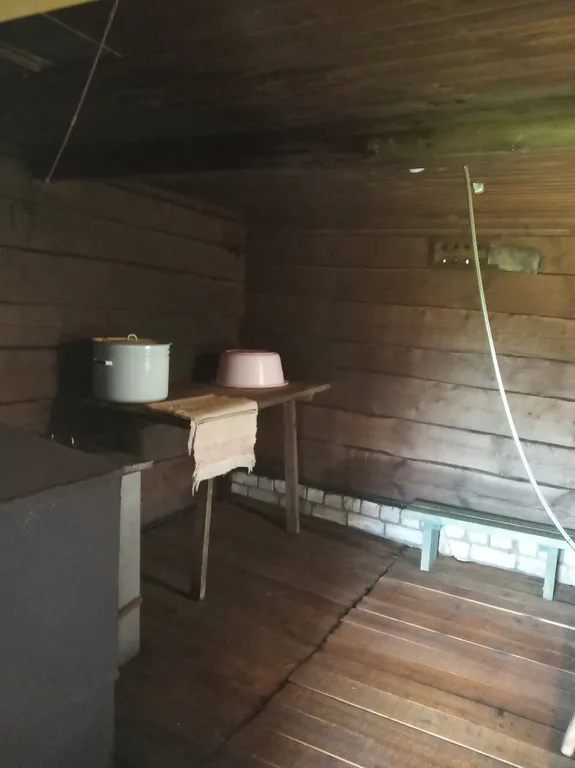 Самобытный деревенский дом на участке 42 сотки