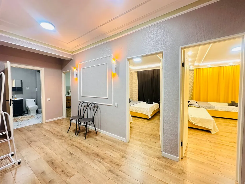 Уют для большой семьи рядом с автовокзалом и озером Сайран