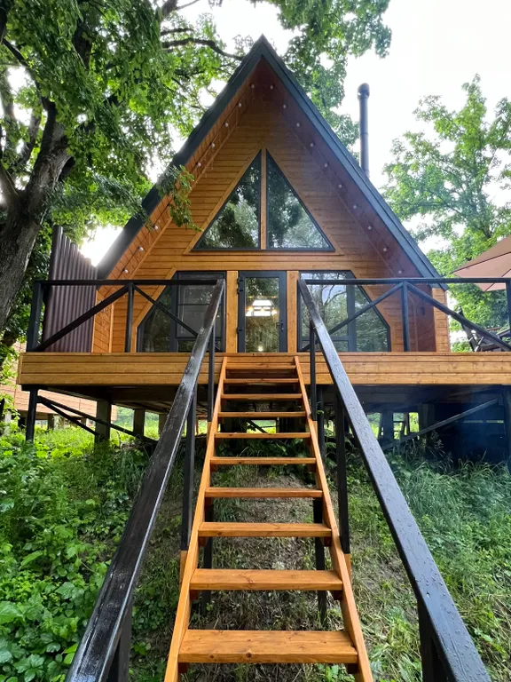 Коттедж Уютный дом с джакузи в лесу недалеко от Краснодара — Северская