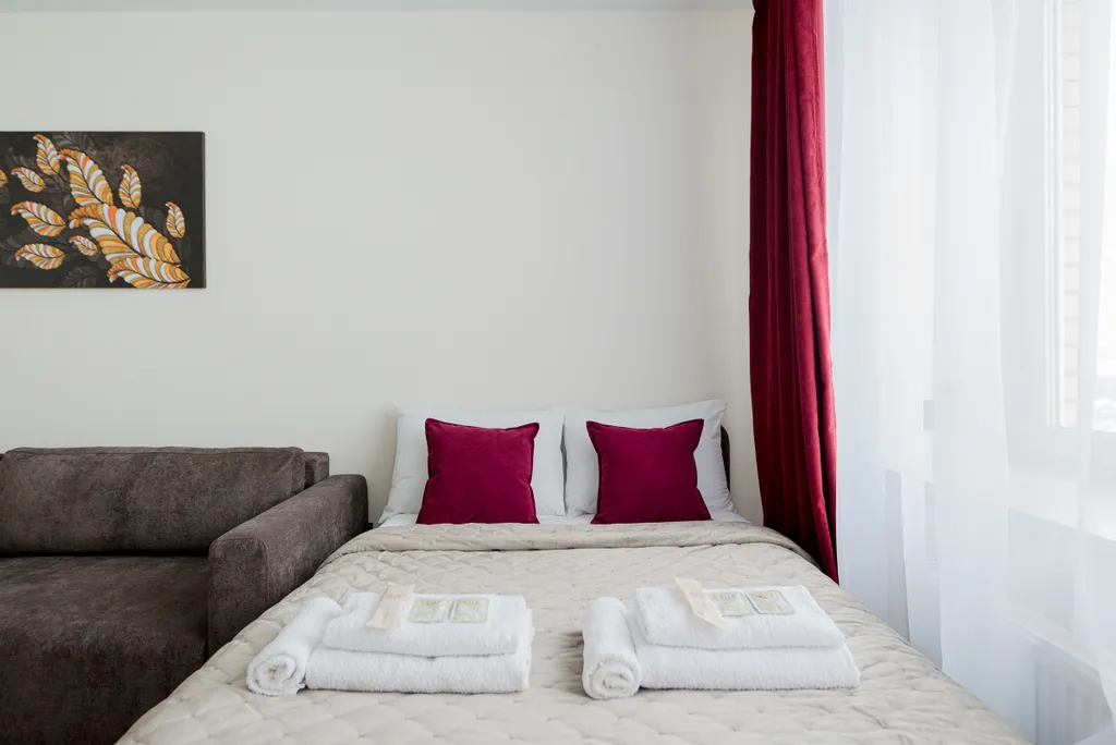 Стильная недалеко от залива, с гостиничным сервисом, бесконтактно