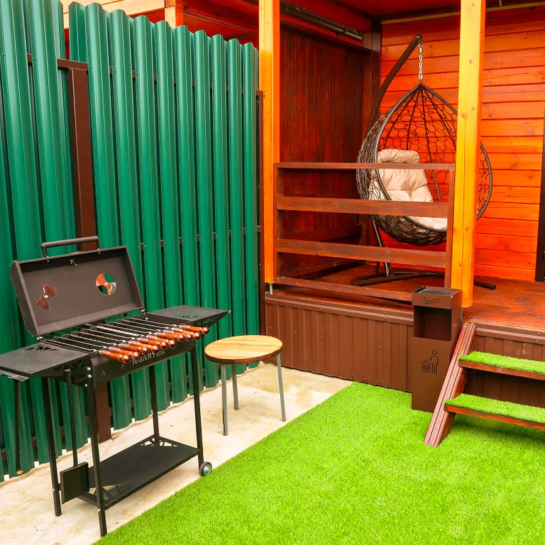 Эко коттедж с видом на море на 6 человек с отдельным двором