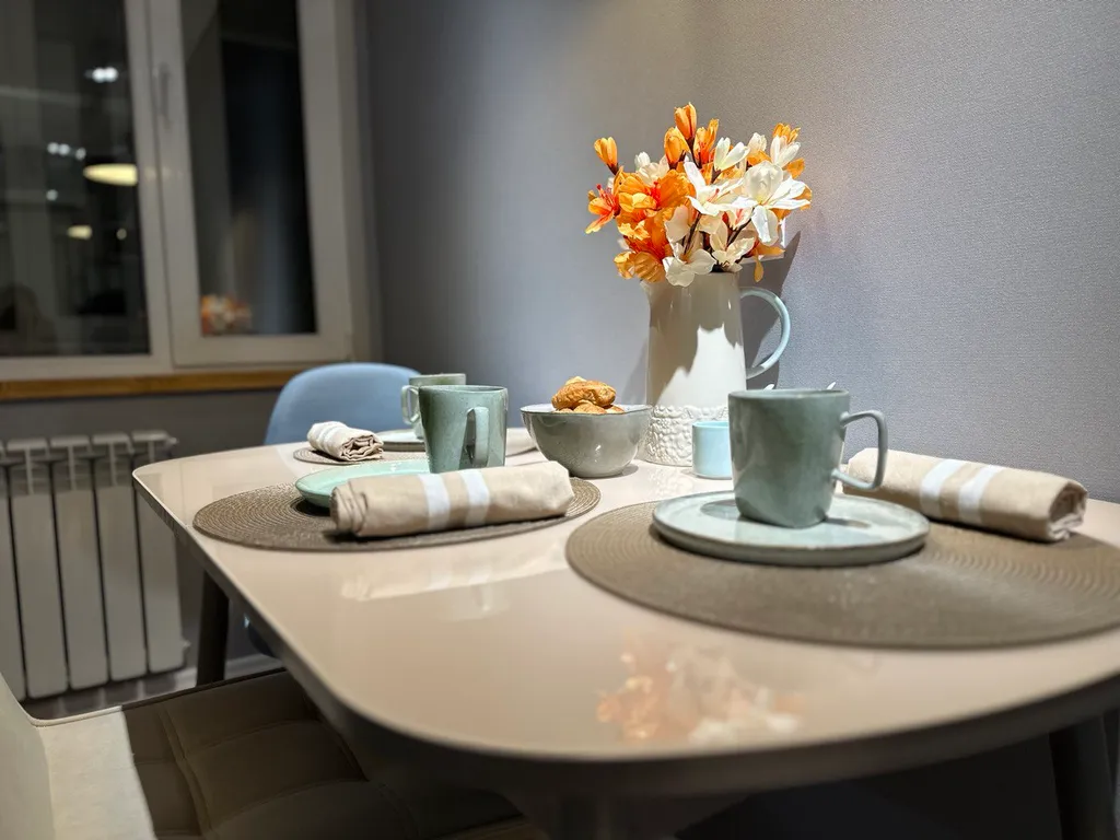 Комфортные 2-к апартаменты в центре города