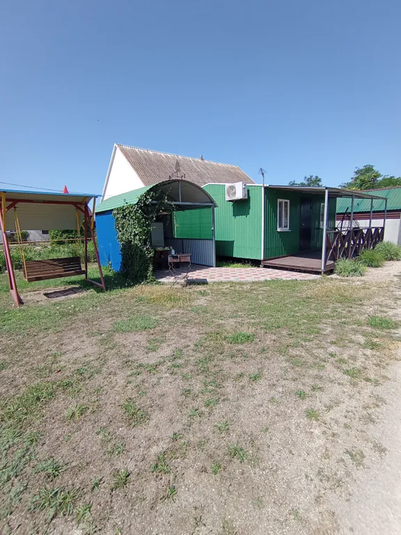 Коттедж Летний двухкомнатный  домик — Должанская