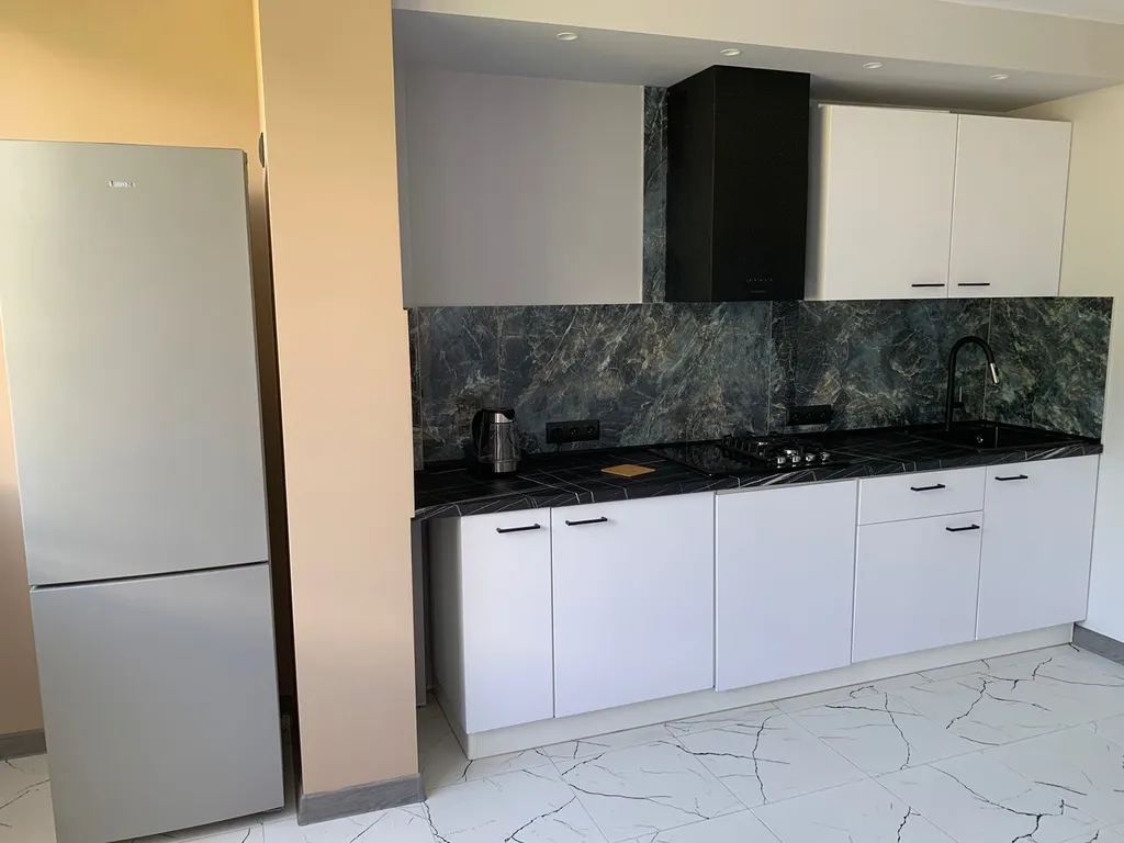 Квартира 2х комнатная уютная квартира — Гагра