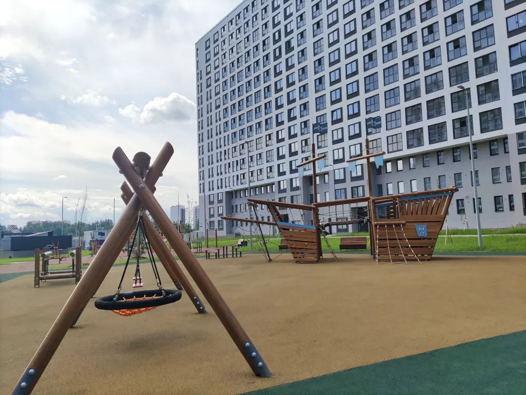 Квартира Квартира Новая просторная студия с панорамным видом на реку и лесопарк — Санкт-Петербург