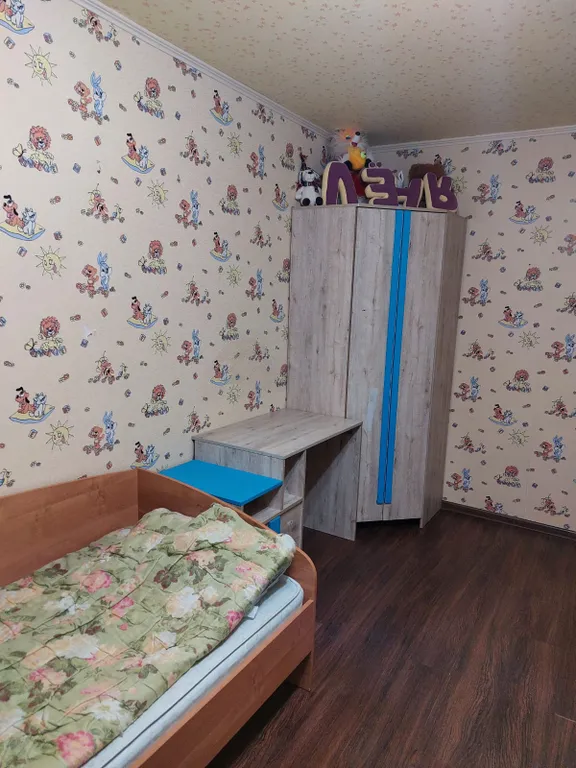 Трехкомнатная квартира в курортном городке