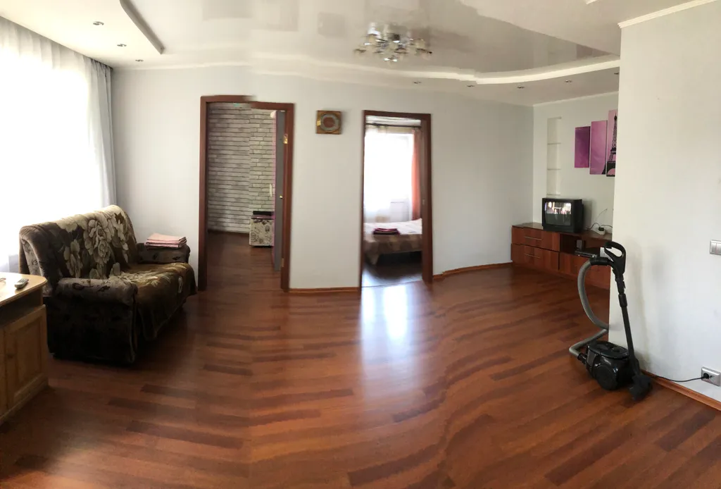 Уютная квартира в районе жд вокзала