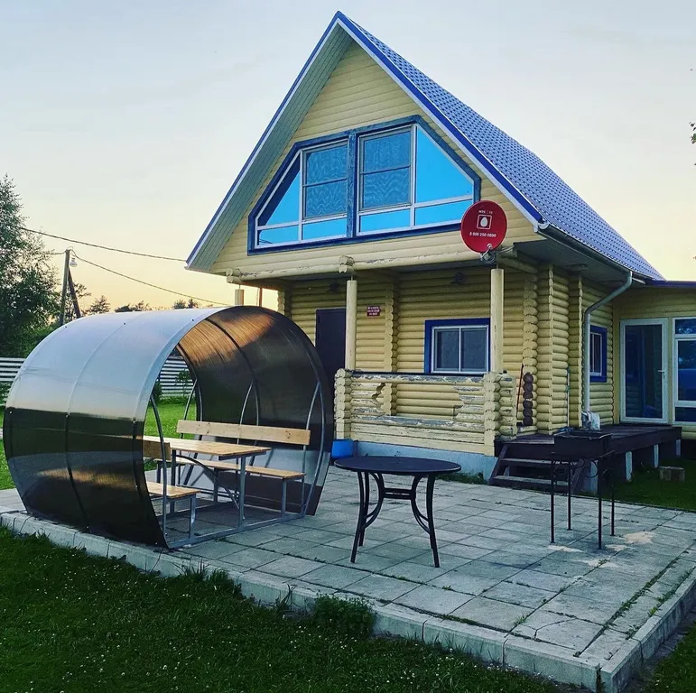 Коттедж 4-комнатный Дом — Луга