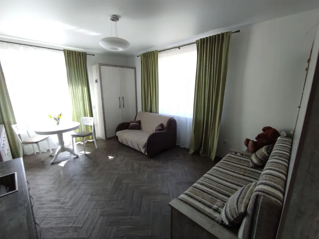 Квартира Квартира Уютная студия в частном доме у моря — Зеленоградск