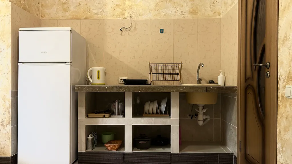 Солнечная студия с балконом