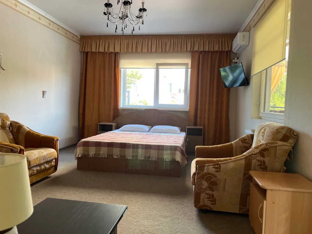 Коттедж Коттедж Второй этаж под ключ с террасой в 5 минутах до моря — Геленджик