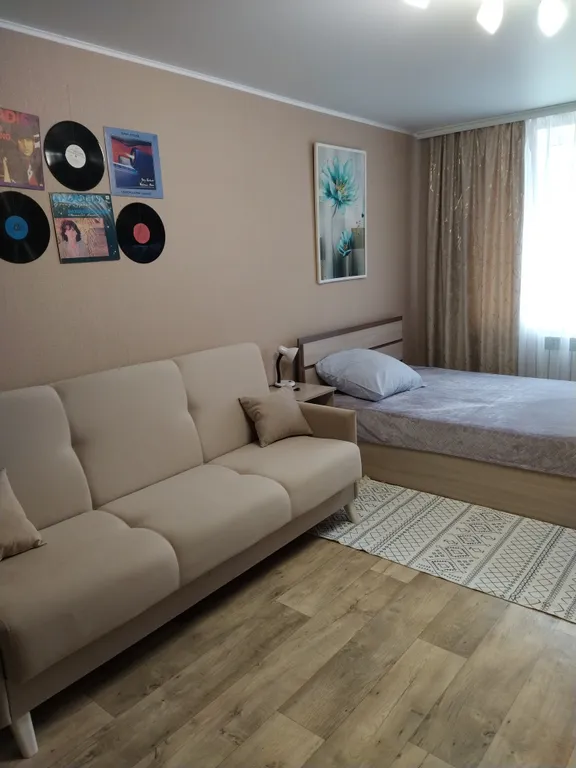 Уютная квартира около автовокзала — аренда посуточно в Железногорск