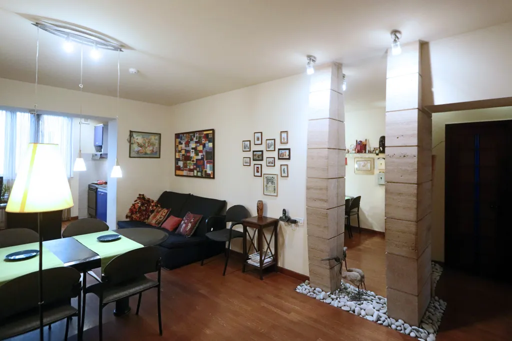 Просторная квартира в центре с 2-я спальнями